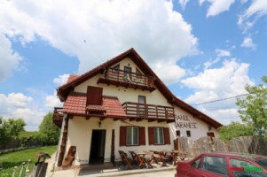 pensiune-cu-restaurant-de-vanzare-in-sibiu-zona-poplaca-2